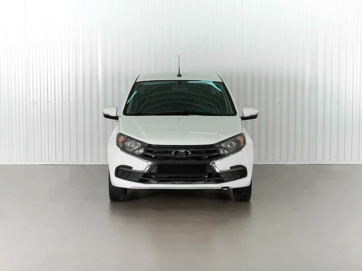 Lada Granta Хэтчбек в ваш город - фото №3